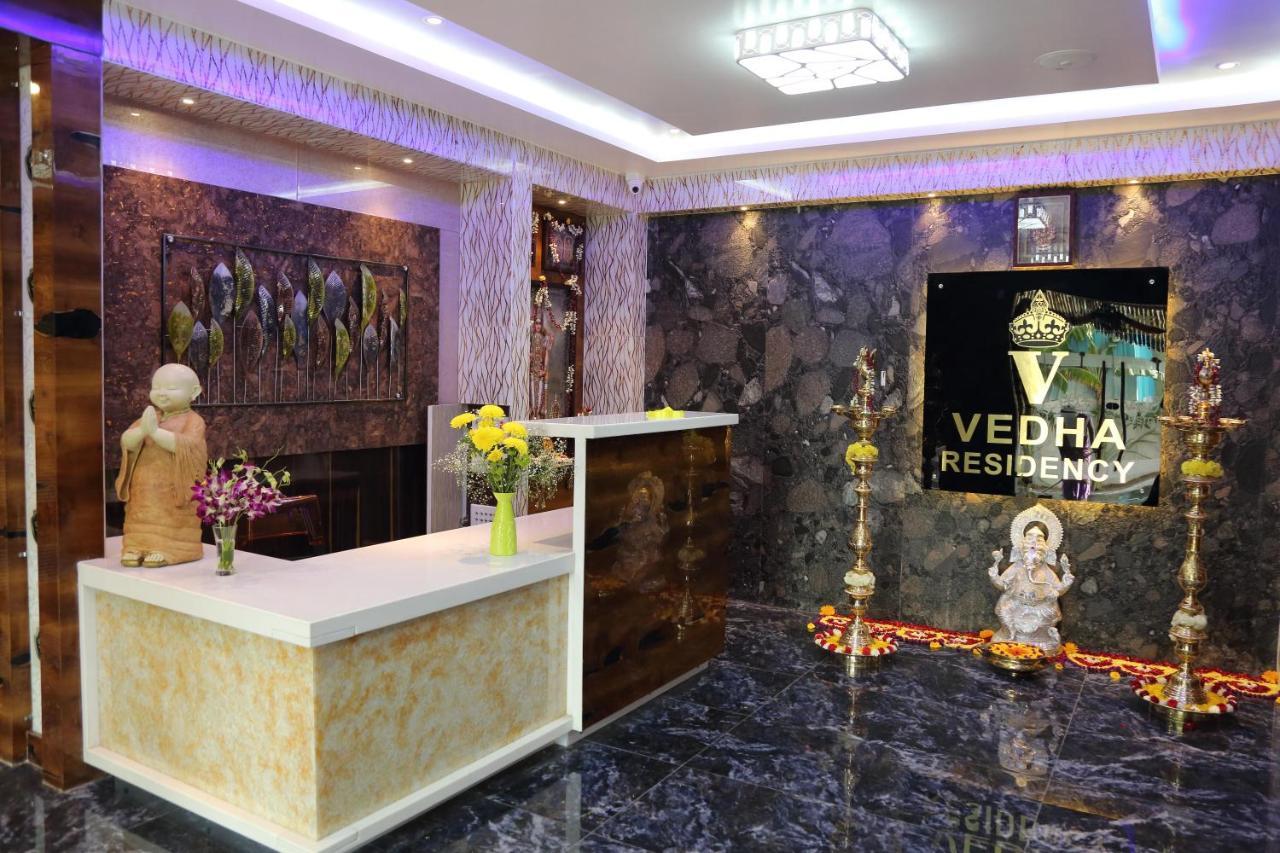 Hôtel Vedha Residency à Tiruvannāmalai Extérieur photo