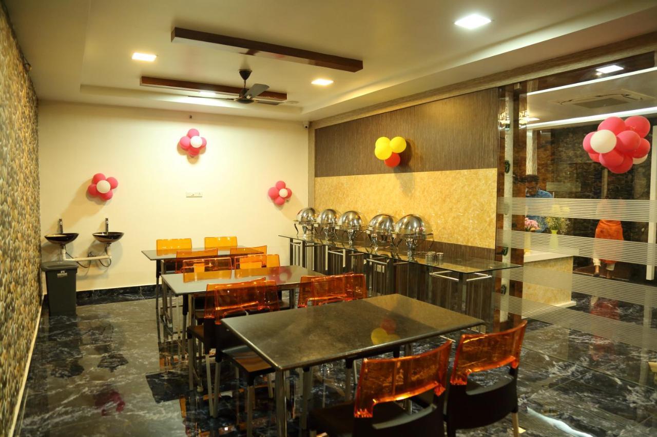 Hôtel Vedha Residency à Tiruvannāmalai Extérieur photo