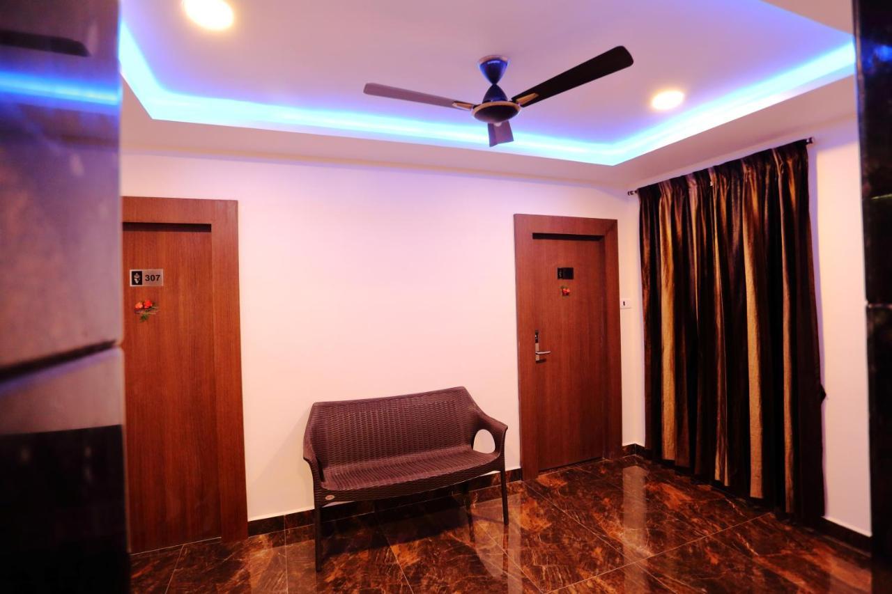 Hôtel Vedha Residency à Tiruvannāmalai Extérieur photo